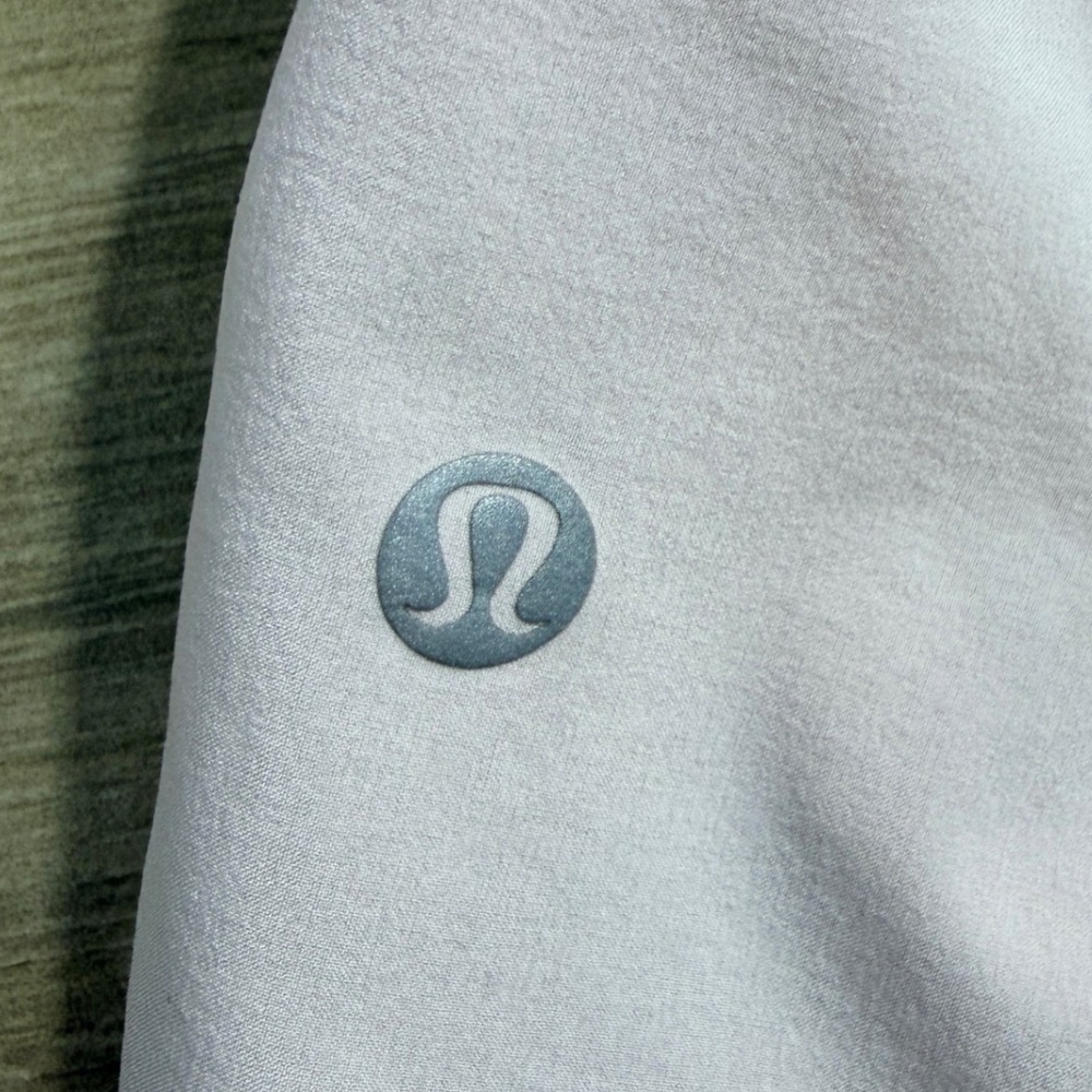 Lululemon Track That High-Rise Lined Short 5" Size 4 - Picture 10 of 13